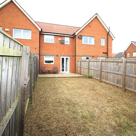 Ashington - 2 Bedroom House - Beautifully Decorated & Furnished - Large Garden Buitenkant foto