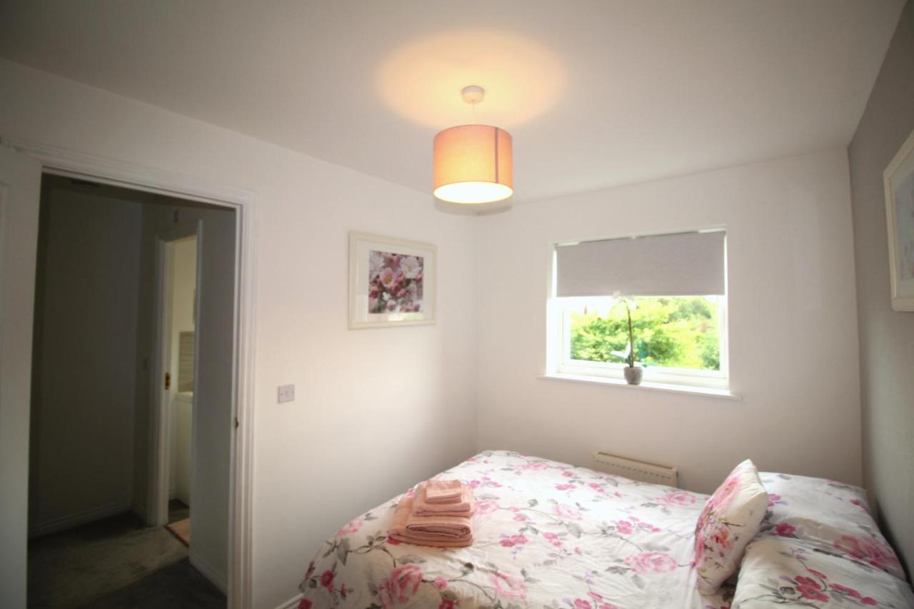 Ashington - 2 Bedroom House - Beautifully Decorated & Furnished - Large Garden Buitenkant foto